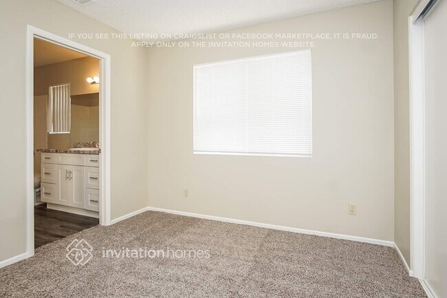 Building Photo - 9645 Swan Bay Dr