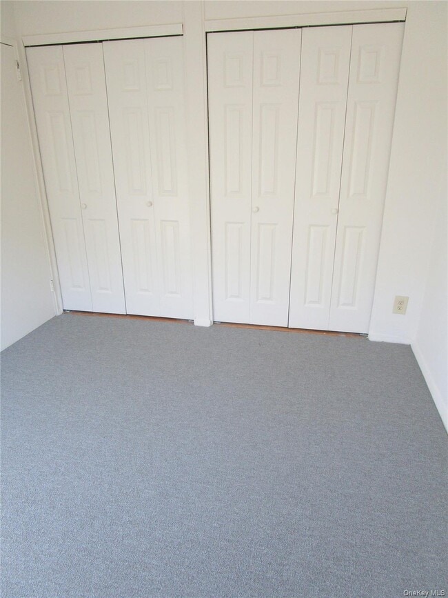 Building Photo - 680 N Terrace Ave