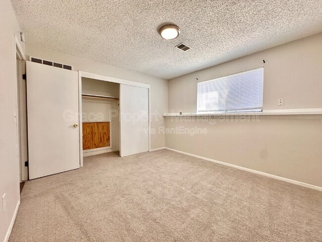 Building Photo - 2241 Dawson Cir