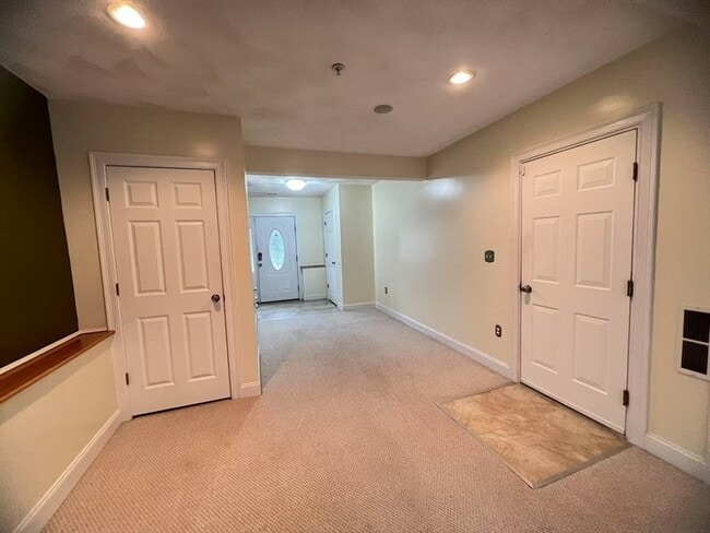 Building Photo - 36 Middlesex Ave