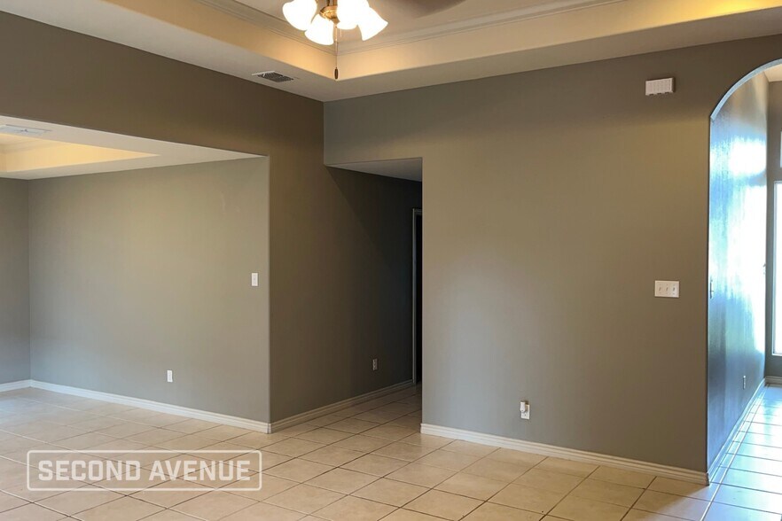 Building Photo - 7607 Aquamarine Dr