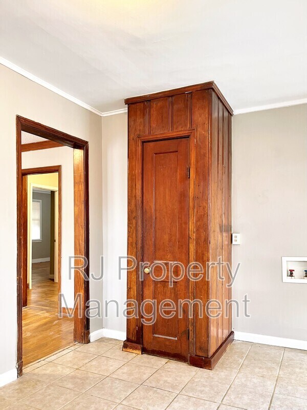 Building Photo - 3268 E Rosita Cir