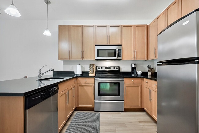 Building Photo - 238 S West St