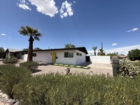 Building Photo - 8614 E Coronado Rd