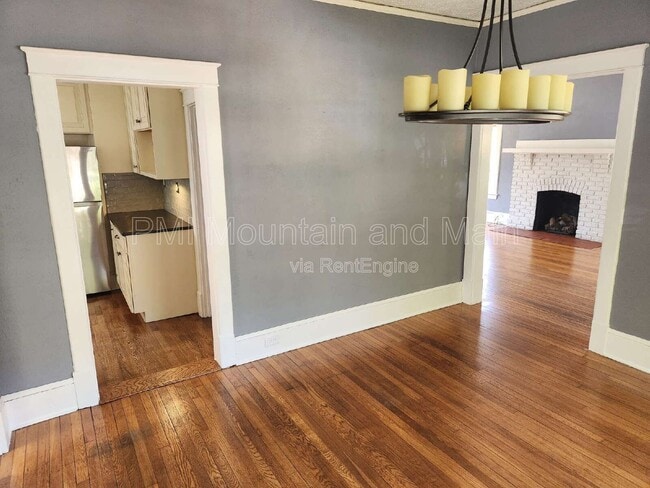 Building Photo - 39 Westover Dr