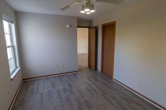 Building Photo - 1507 Native Dancer Ct