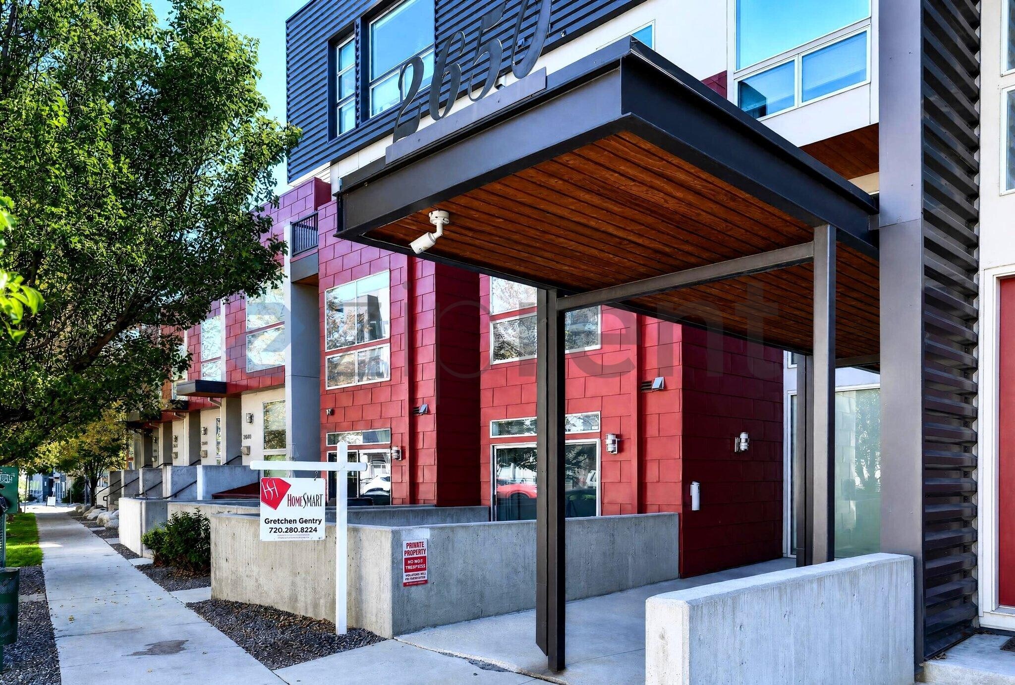Building Photo - Unit 101
