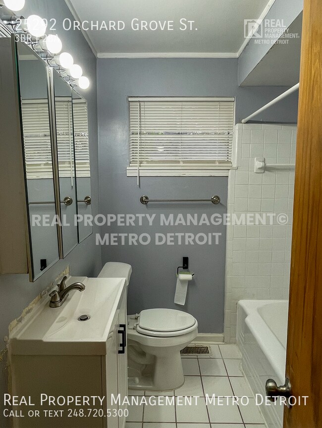 Building Photo - 25292 Orchard Grove St