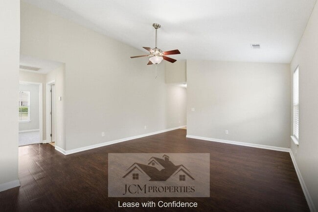 Building Photo - 2001 Polk Ln