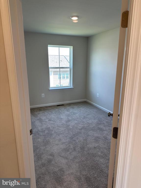Building Photo - 107 Brashear Ct