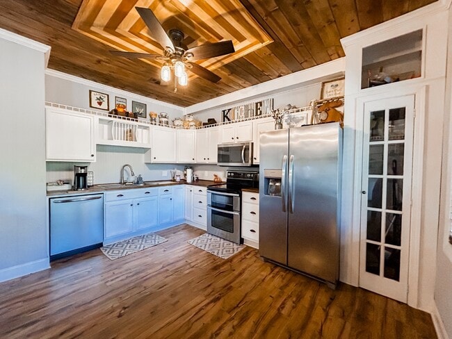 Building Photo - 56 Big Eddy Trl