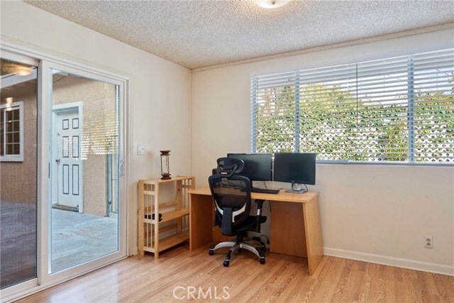 Building Photo - 2423 San Pasqual St