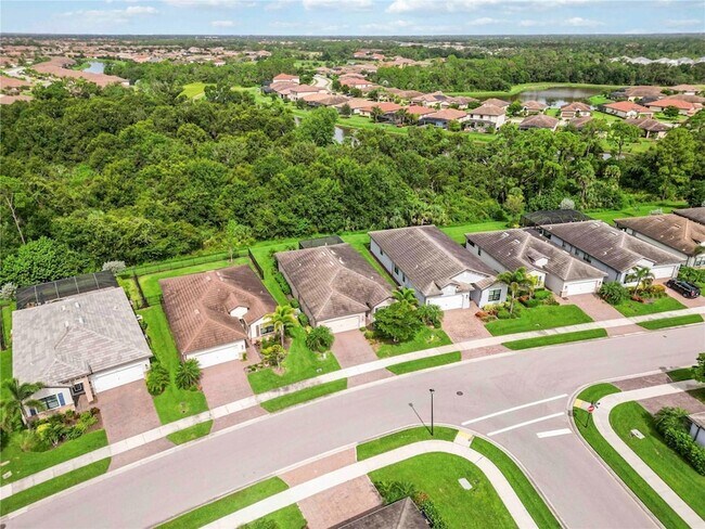 Building Photo - 20765 Swallowtail Ct