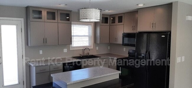 Building Photo - 9408 NW 59th Ter