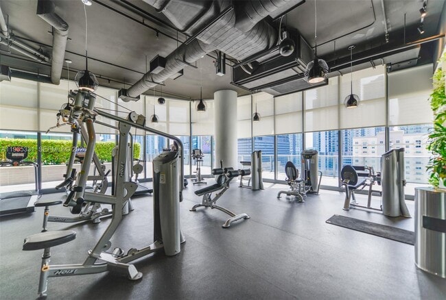 Building Photo - 45 SW 9th St