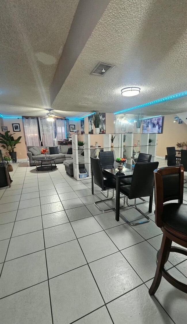 Building Photo - 1145 W 42nd St