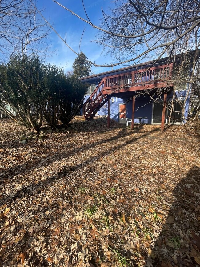 Building Photo - 4 Bed / 2 Bath Home Near Virginia Park