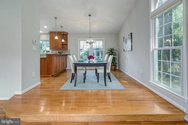 Building Photo - 26 Lily Pond Ct