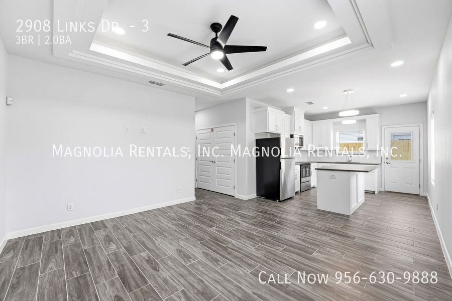 Building Photo - 2908 S Links Dr