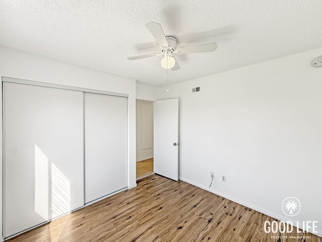 Building Photo - Beautiful 3Bd/2Ba Home With A 2 Car Garage Located In Mira Mesa!