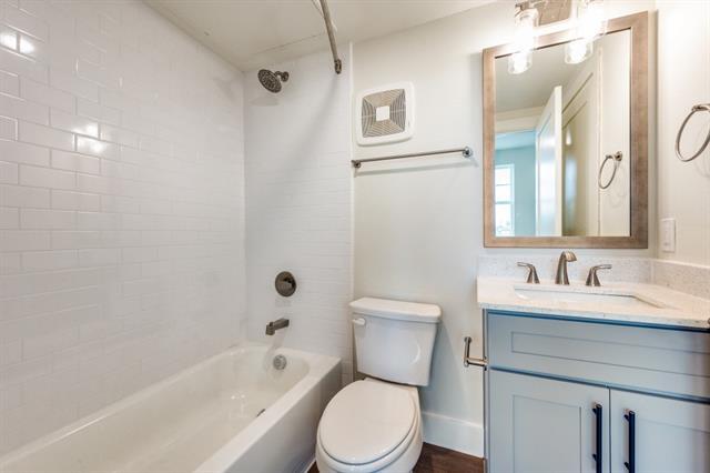 Building Photo - 5317 Reiger Ave