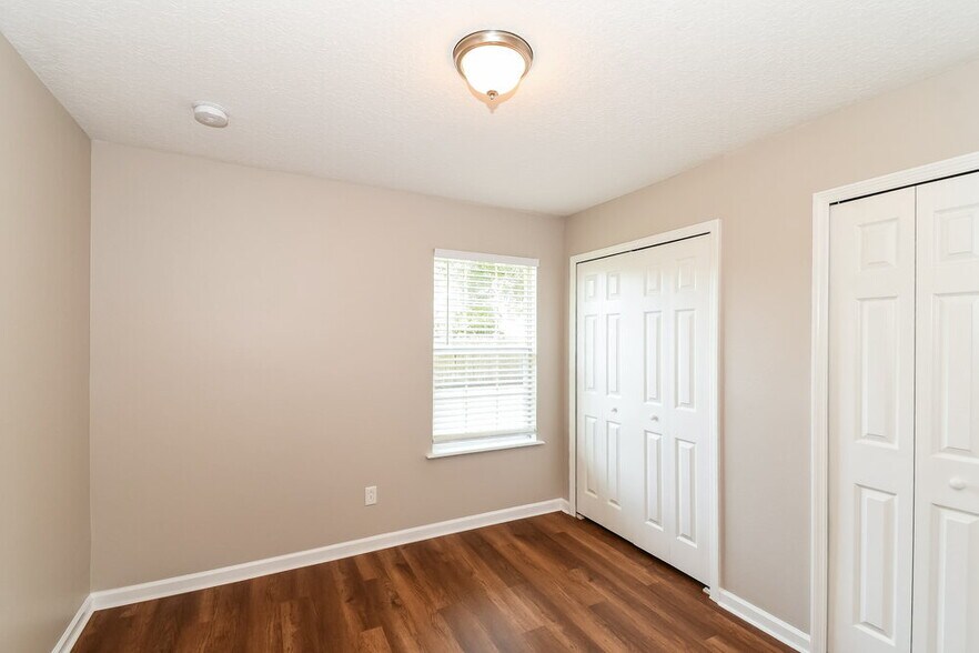 Building Photo - 9726 Hazel Lake Dr