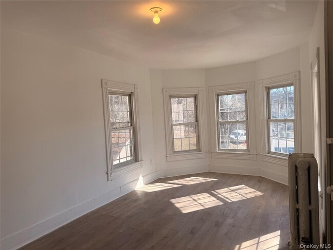 Building Photo - 146 NY-284