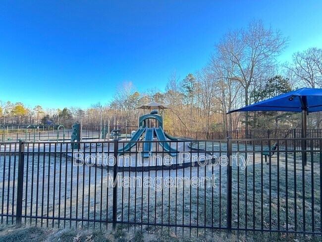 Building Photo - 7004 Paddle Wheel Ln