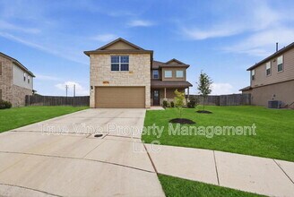 Building Photo - 913 Rolling River