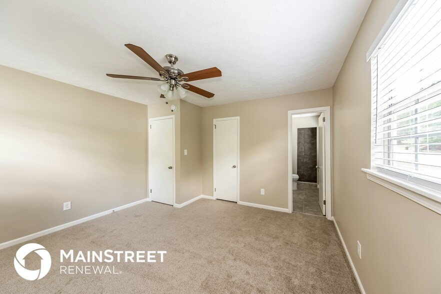 Building Photo - 305 St John Rd NW