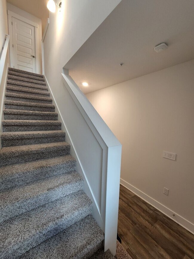Building Photo - 8988 Brigade Trail