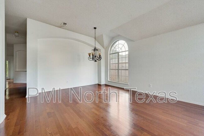 Building Photo - 4507 Stones River Rd