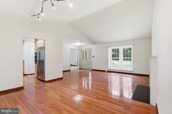 Building Photo - 10799 Adare Dr