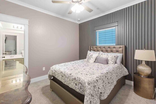 Building Photo - 364 Kenai Dr