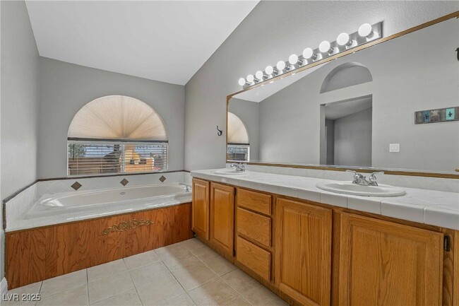 Building Photo - 3032 Pier Harbor Dr