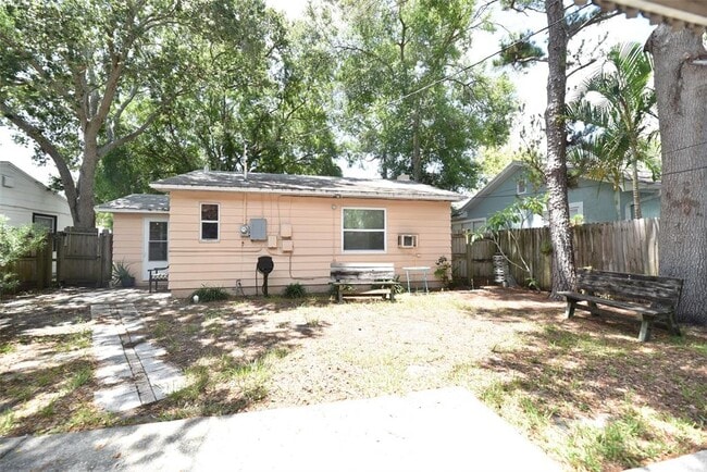 Building Photo - 761 51st Ave N