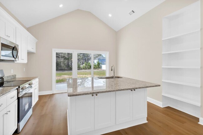 Building Photo - 1138 Hanover Ln