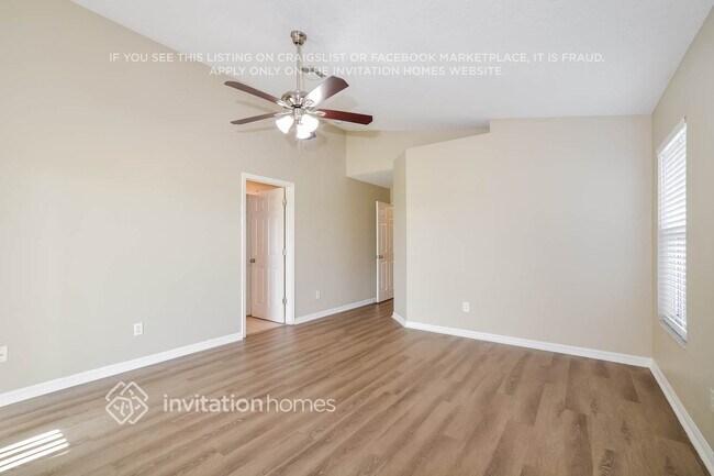 Building Photo - 459 Lancer Oak Dr