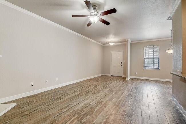 Building Photo - 2518 Adam Ln