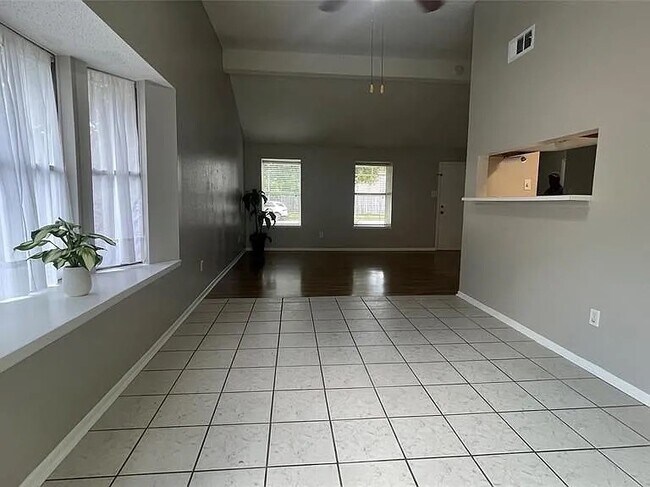 Building Photo - 3110 Rocky Crest Dr