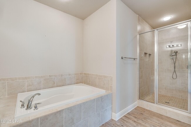 Building Photo - 116 Fossil Falls Ln
