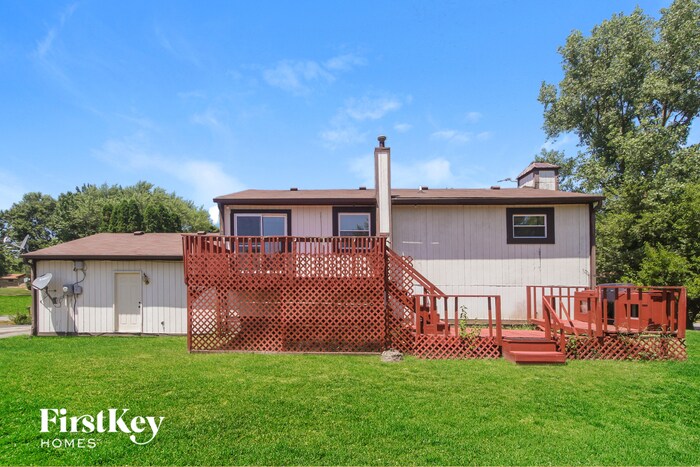 Building Photo - 4639 Thornleigh Dr
