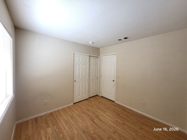 Building Photo - 4523 Sparwood Dr