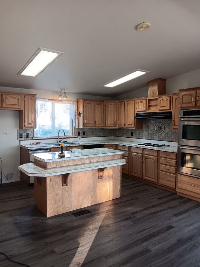 Building Photo - 3 Bed House is Elgin