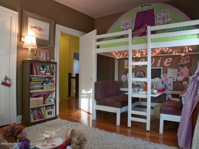 Building Photo - 2316 Carolina Ave