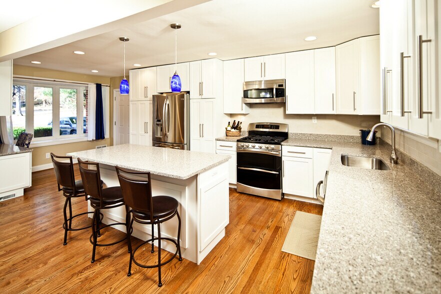 kitchen - 6811 Lemon Rd