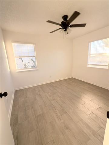 Building Photo - 605 N Davis Dr