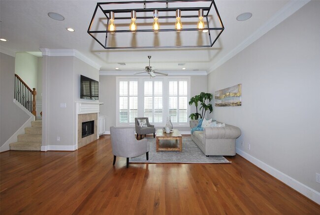 Building Photo - 2410 Dorrington St