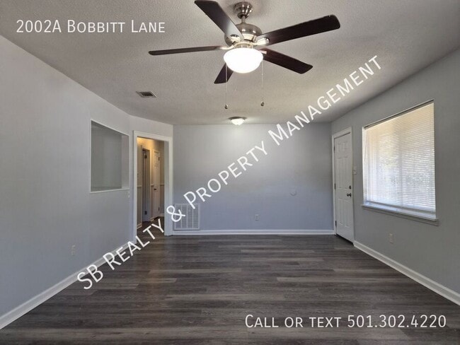 Building Photo - 2002A Bobbitt Lane-