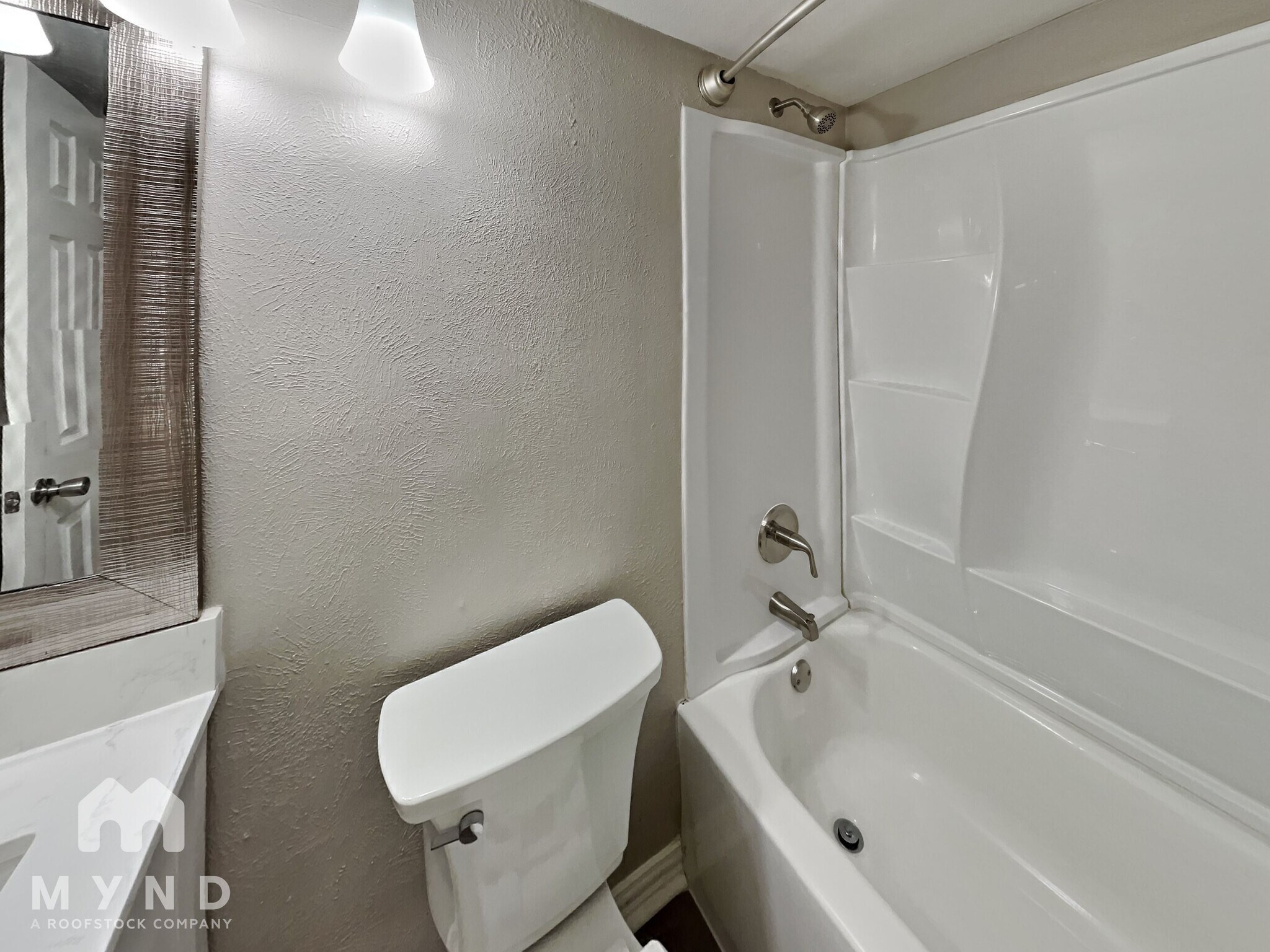 Building Photo - 4231 Karnes Dr